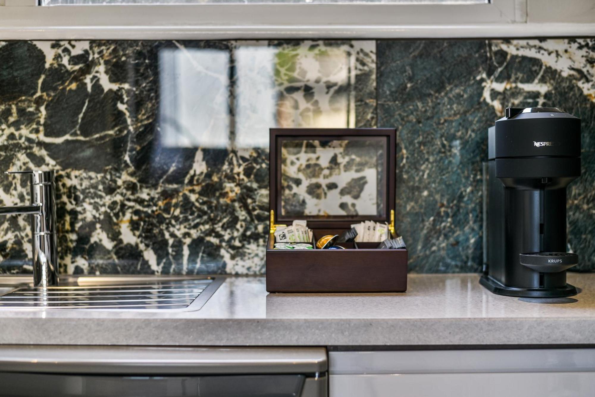 Avari Apartments - Hatton Collection London Bagian luar foto